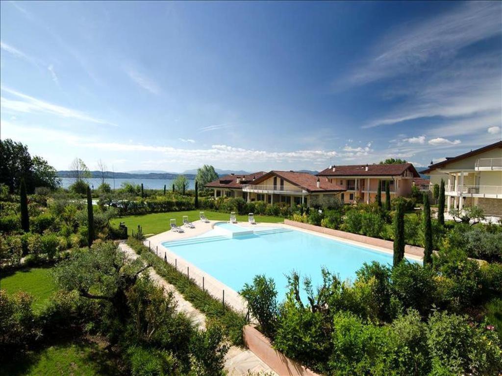 Resort Caesar C4 Sirmione - Gardagate Exteriér fotografie